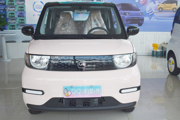 QQ冰淇淋電動(dòng)汽車